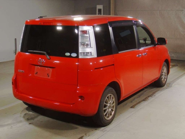 TOYOTA SIENTA 2015