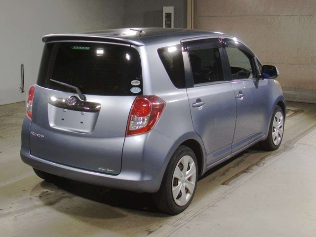 TOYOTA RACTIS 2010