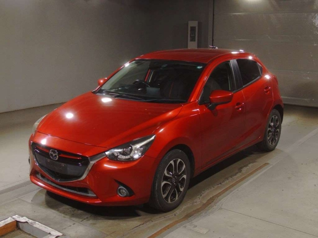 MAZDA DEMIO 2015