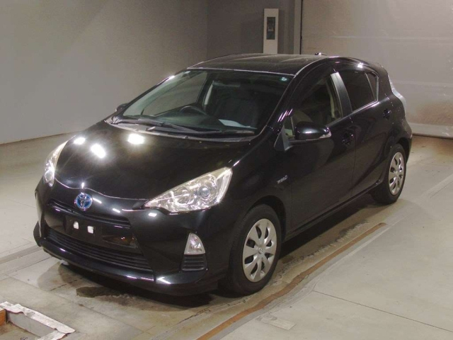 TOYOTA AQUA 2014