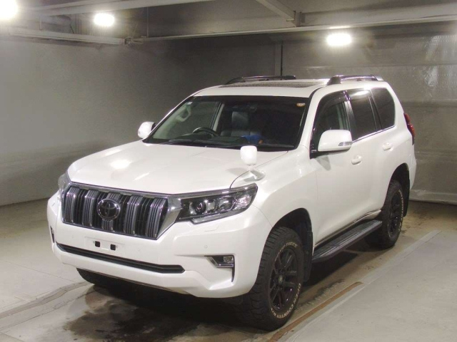 TOYOTA LAND CRUISER PRADO 2021