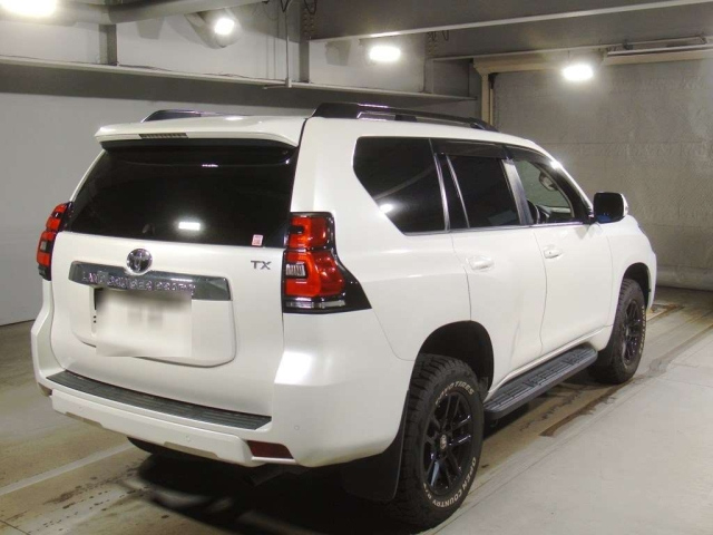 TOYOTA LAND CRUISER PRADO 2021