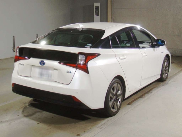 TOYOTA PRIUS 2019