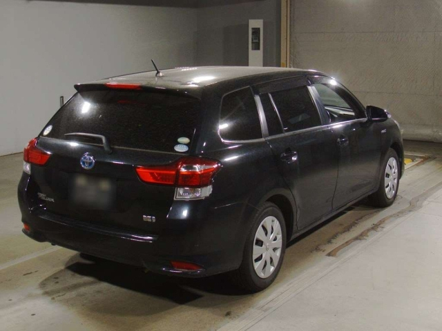 TOYOTA COROLLA FIELDER 2015