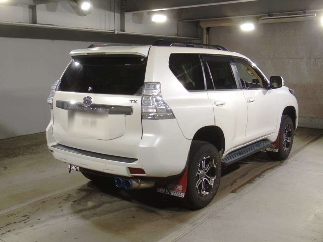 TOYOTA LAND CRUISER PRADO 2016