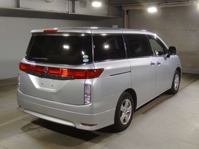 NISSAN ELGRAND 2018