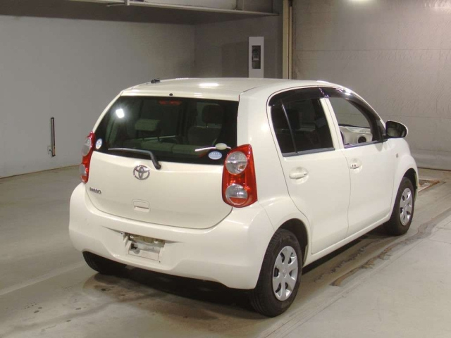 TOYOTA PASSO 2010