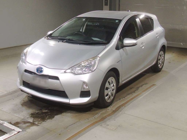 TOYOTA AQUA 2014