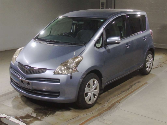 TOYOTA RACTIS 2010