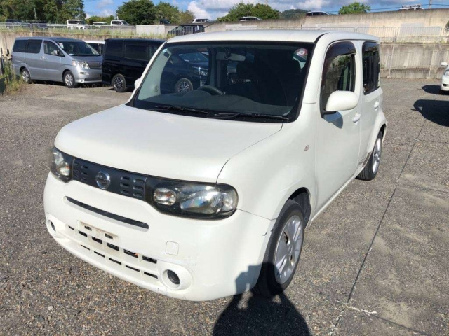NISSAN CUBE 2010