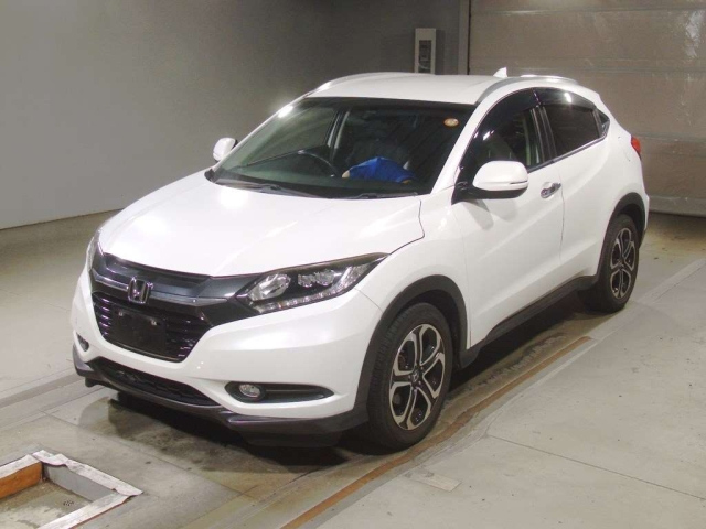 HONDA VEZEL 2015