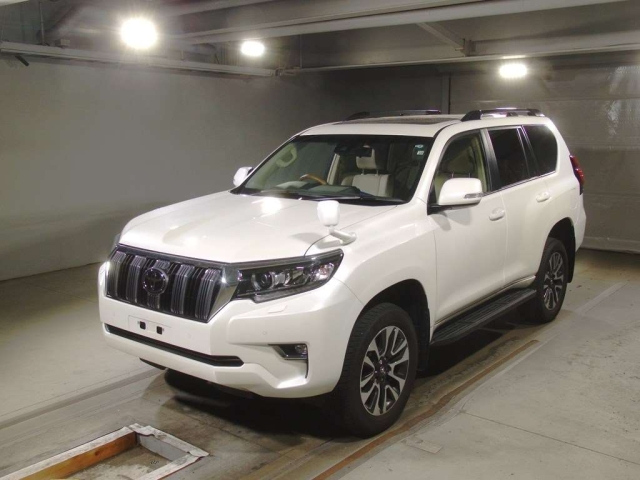 TOYOTA LAND CRUISER PRADO 2022