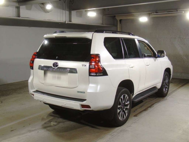 TOYOTA LAND CRUISER PRADO 2022