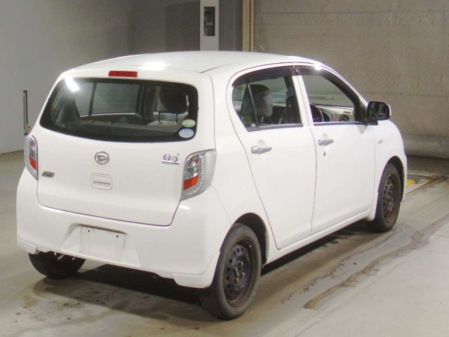 DAIHATSU MIRA E S 2014
