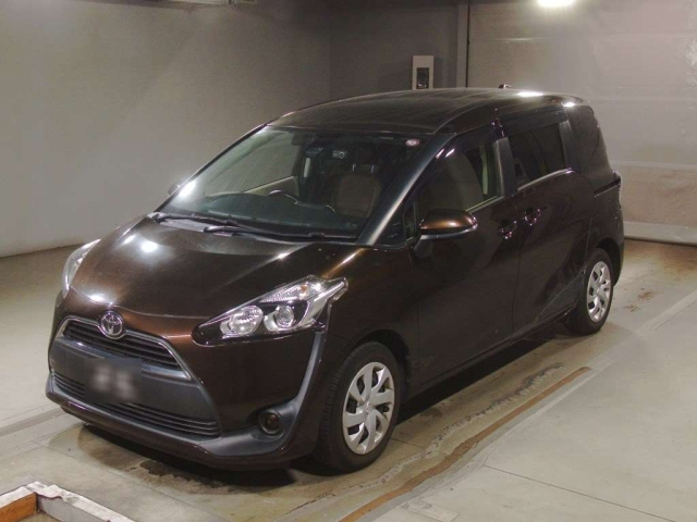 TOYOTA SIENTA 2016