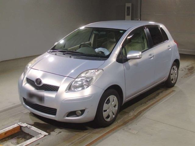 TOYOTA VITZ 2008