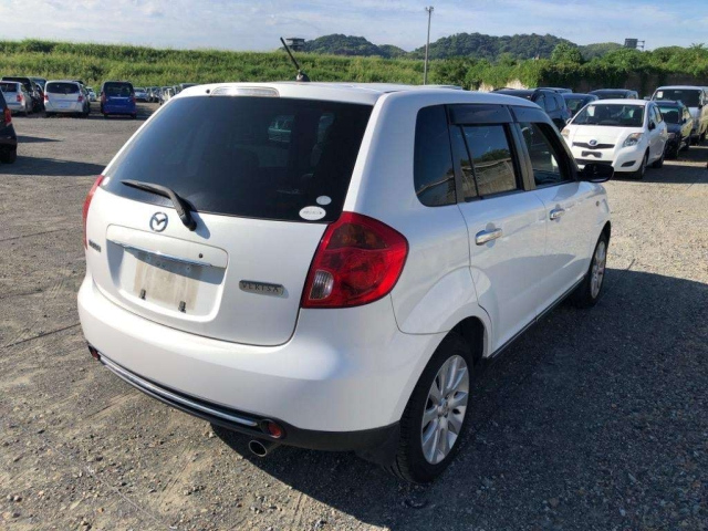 MAZDA VERISA 2008