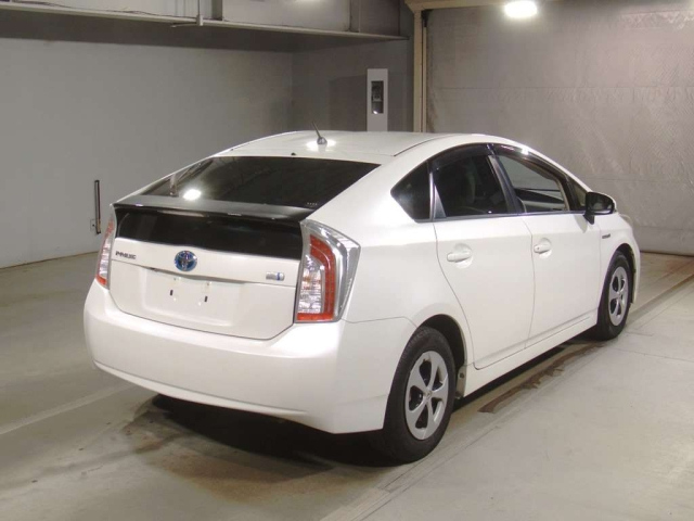TOYOTA PRIUS 2012