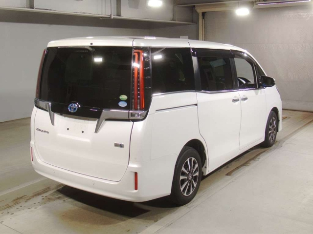 TOYOTA ESQUIRE 2020