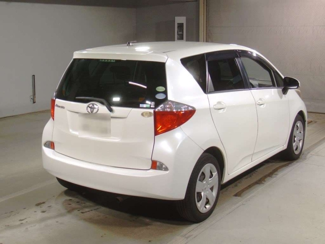 TOYOTA RACTIS 2012