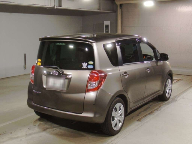 TOYOTA RACTIS 2009