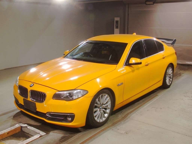 BMW 5 SERIES 2013