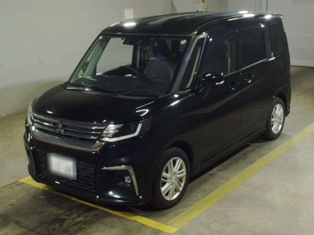 MITSUBISHI DELICA D2 2024