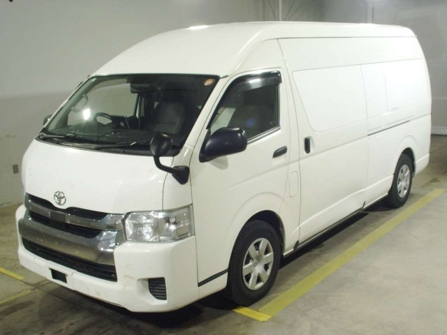TOYOTA HIACE VAN 2019