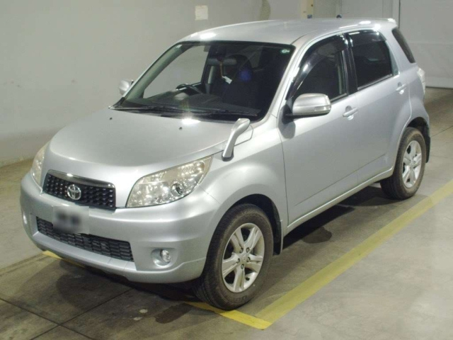 TOYOTA RUSH 2009