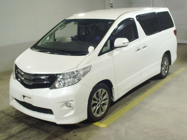 TOYOTA ALPHARD 2010