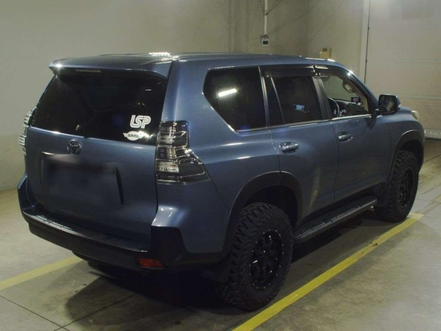 TOYOTA LAND CRUISER PRADO 2010