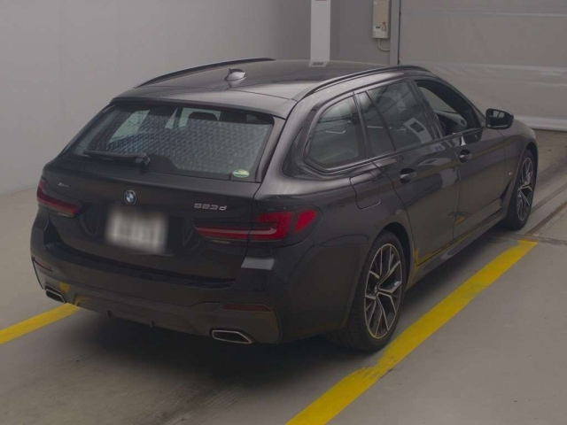 BMW 5 SERIES 2021