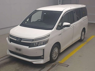 TOYOTA VOXY 2014