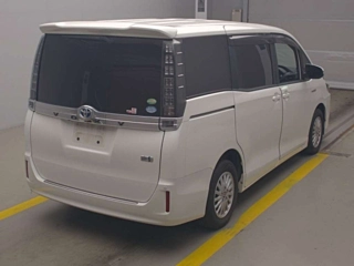 TOYOTA VOXY 2014