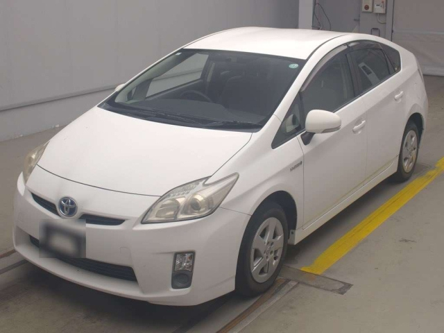 TOYOTA PRIUS 2011