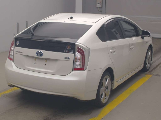 TOYOTA PRIUS 2012