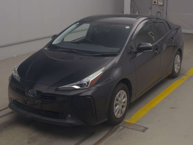 TOYOTA PRIUS 2021