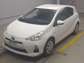 TOYOTA AQUA 2014