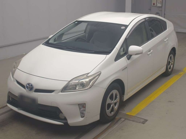 TOYOTA PRIUS 2012