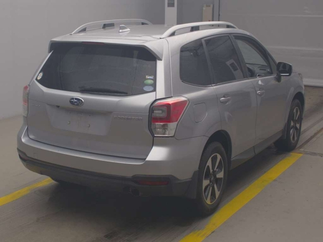 SUBARU FORESTER 2016