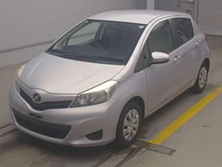 TOYOTA VITZ 2012