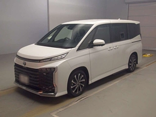 TOYOTA VOXY 2025