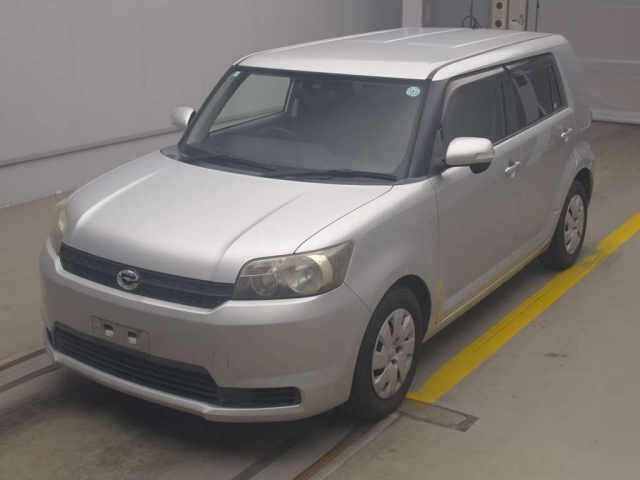 TOYOTA COROLLA RUMION 2010