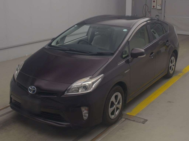 TOYOTA PRIUS 2014