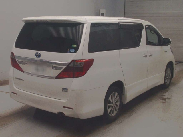 TOYOTA ALPHARD 2013