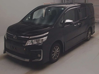 TOYOTA VOXY 2016