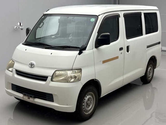TOYOTA TOWN ACE VAN 2014