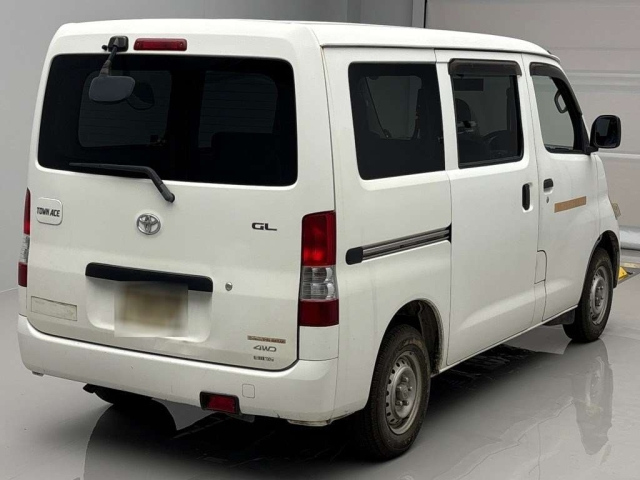 TOYOTA TOWN ACE VAN 2014