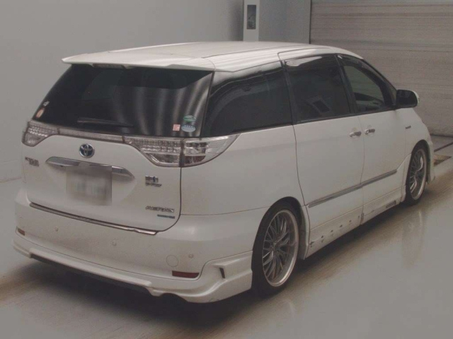 TOYOTA ESTIMA HYBRID 2016