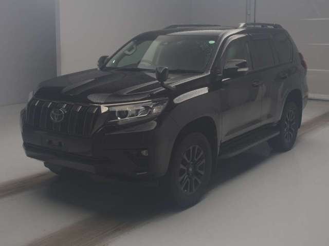 TOYOTA LAND CRUISER PRADO 2021
